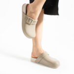 Ciabatte di gomma donna chiuse beige chiaro /