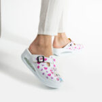 Zoccoli anatomici da lavoro con zeppa e stampa colorata / Zoccoli anatomici da lavoro con zeppa e stampa colorata /