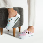 Zoccoli anatomici da lavoro con zeppa e stampa colorata / Zoccoli anatomici da lavoro con zeppa e stampa colorata /