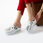 Zoccoli professionali con zeppa per estetiste e SPA / Zoccoli professionali con zeppa per estetiste e SPA /