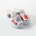 Zoccoli sanitari da donna con zeppa per cucina / Zoccoli sanitari da donna con zeppa per cucina /