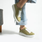 Sneakers da donna in pelle naturale colore verde / Sneakers da donna in pelle naturale colore verde /