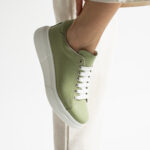 Sneakers da donna in pelle naturale colore verde / Sneakers da donna in pelle naturale colore verde /