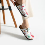 Sabot da donna bassi colorati in pelle /