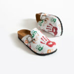 Sabot da donna bassi colorati in pelle /