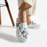 Zoccoli anatomici da lavoro con zeppa e stampa colorata / Zoccoli anatomici da lavoro con zeppa e stampa colorata /