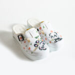 Zoccoli anatomici da lavoro con zeppa e stampa colorata / Zoccoli anatomici da lavoro con zeppa e stampa colorata /