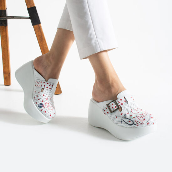 Ciabatte sanitarie in pelle naturale con zeppa alta Zoccoli da lavoro donna Ciabatte da infermiere Ciabatte sanitarie in pelle naturale con zeppa alta