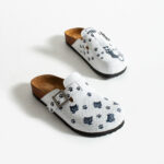 Sabot da donna colorato basso a punta chiusa in pelle /