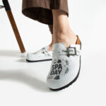 Sabot da donna basso a punta chiusa in pelle per cucina /