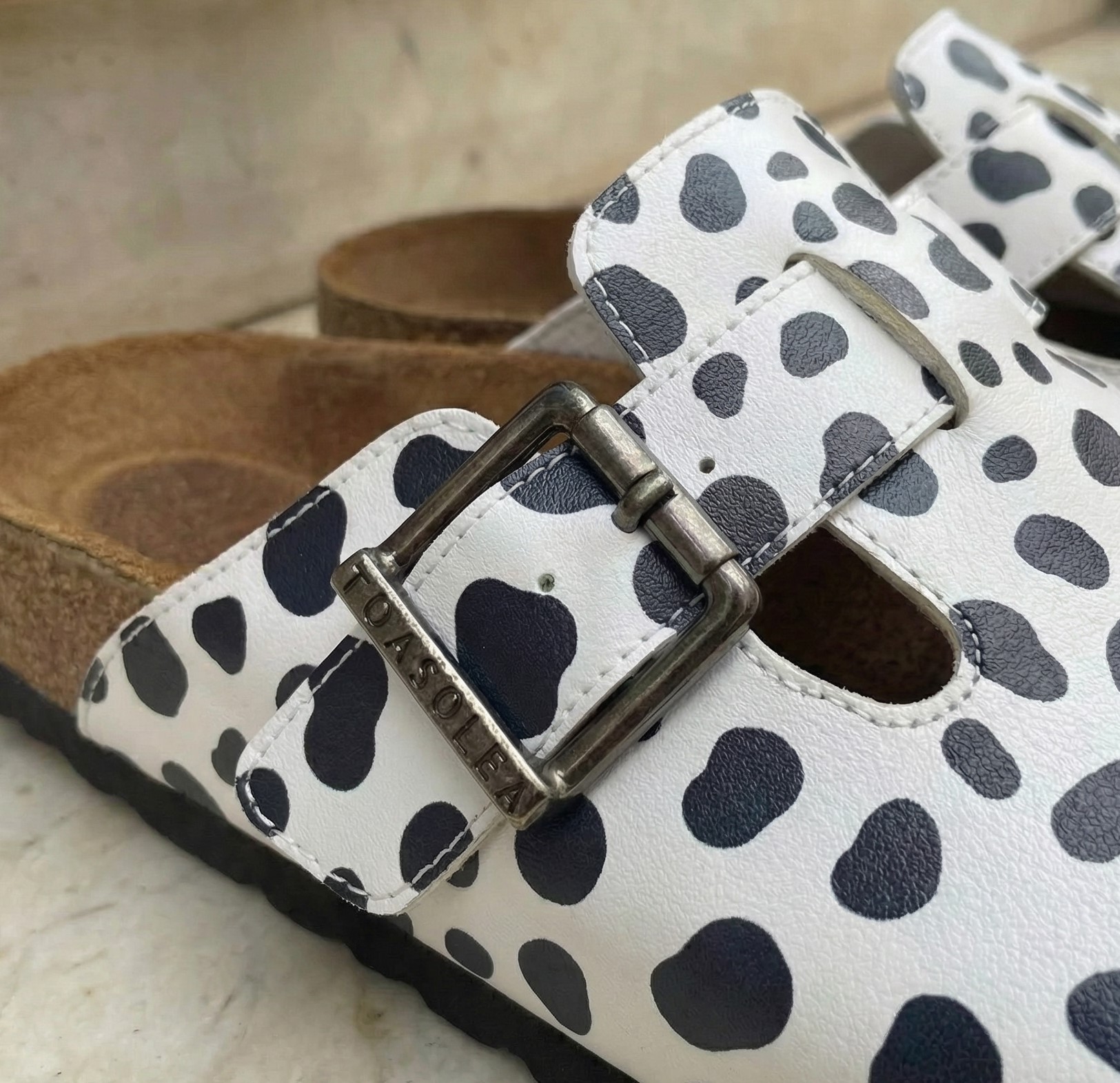 Sabot da donna basso a punta chiusa con fantasia Clogs con stampa Veterinari e toelettatori 18 Sabot da donna basso a punta chiusa con fantasia - immagine 8