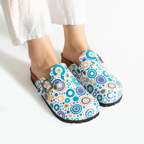 Sabot da donna basso a punta chiusa con fantasia Sabot da donna Colorate Sabot da donna basso a punta chiusa con fantasia
