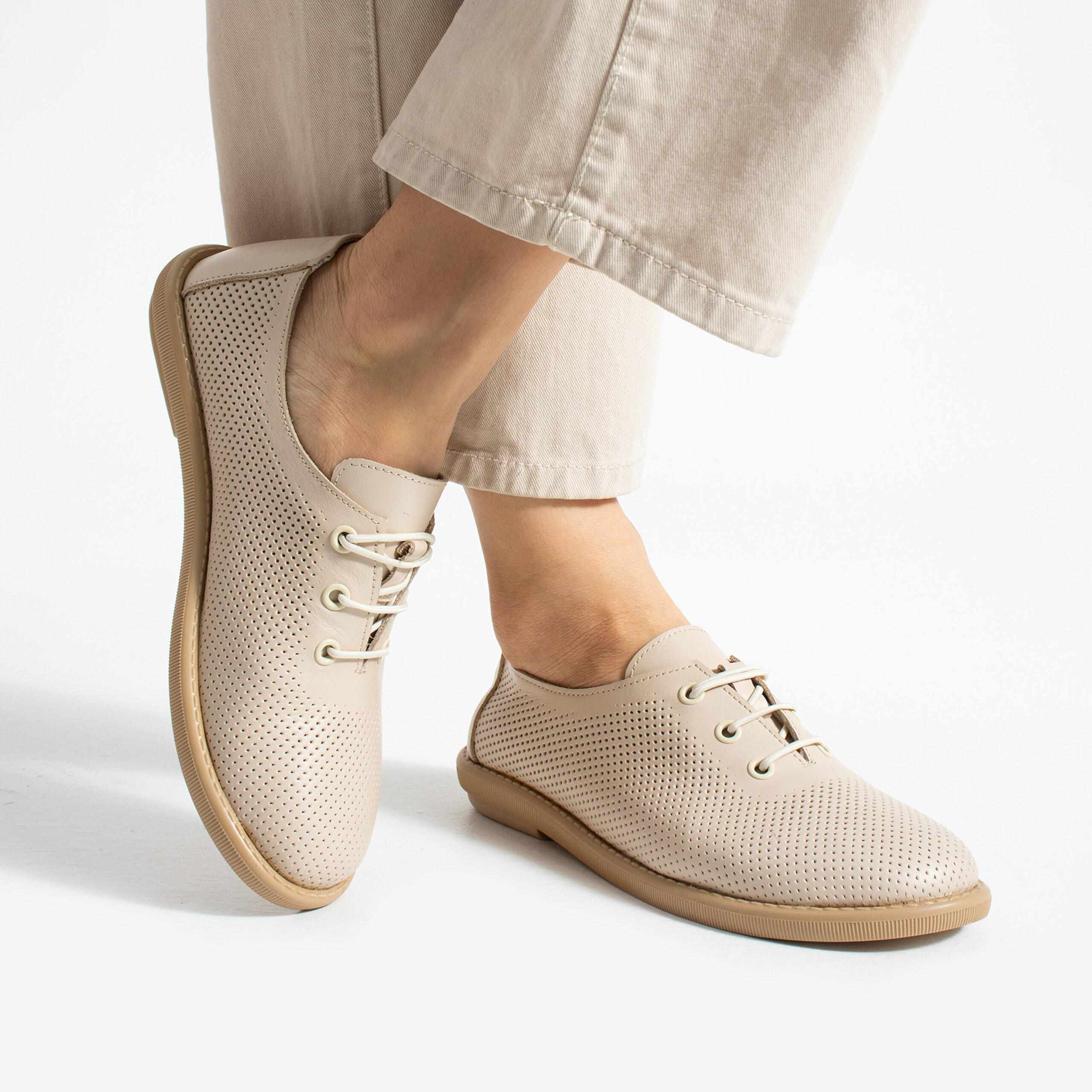 Scarpe comodissime beige da donna in pelle con memory foam Scarpe casual da donna 4 Scarpe comodissime beige da donna in pelle con memory foam - Естествена кожа