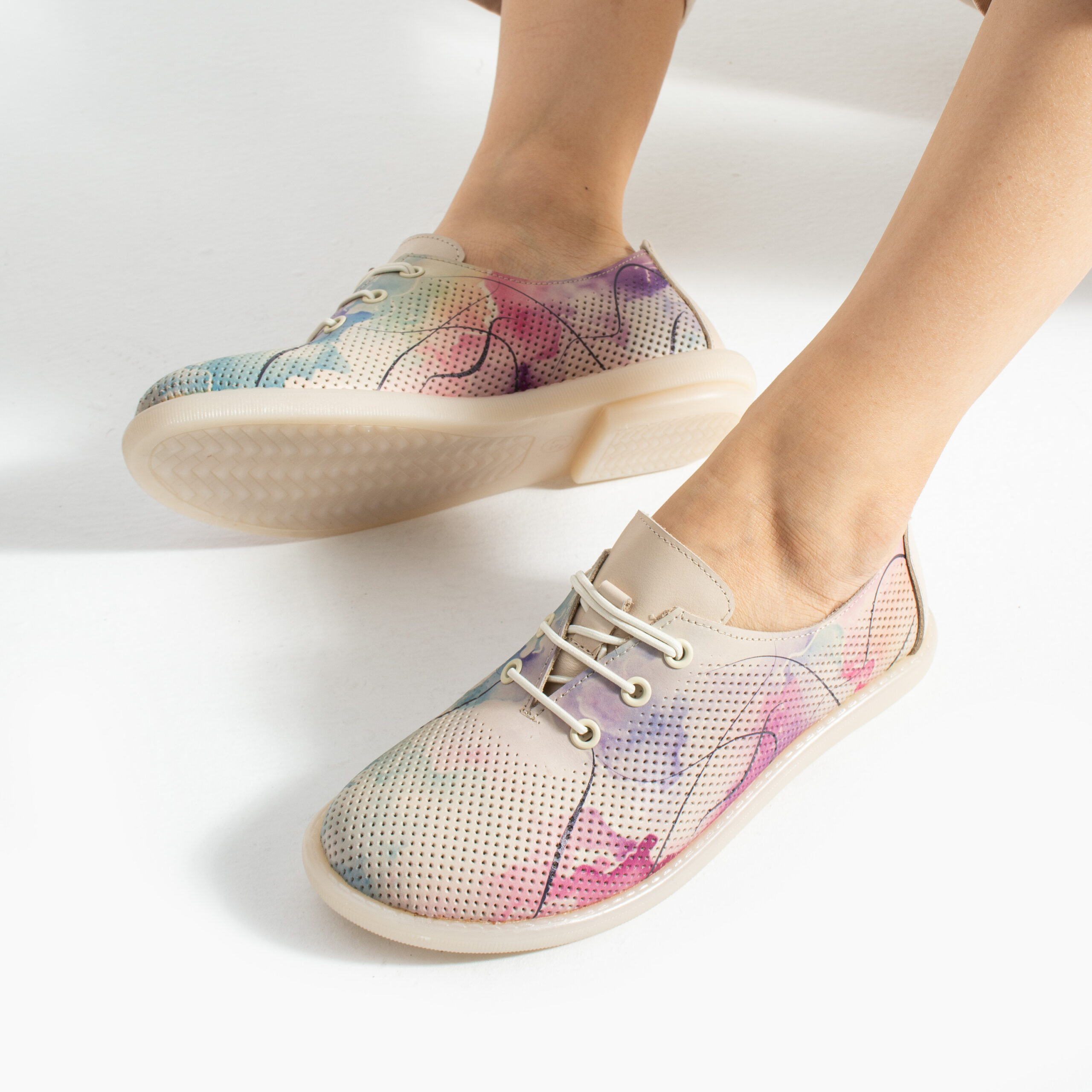 Scarpe comodissime colorate da donna in pelle con memory foam Scarpe casual da donna 5 TS Memory Lite 10942 Бежов Цветен