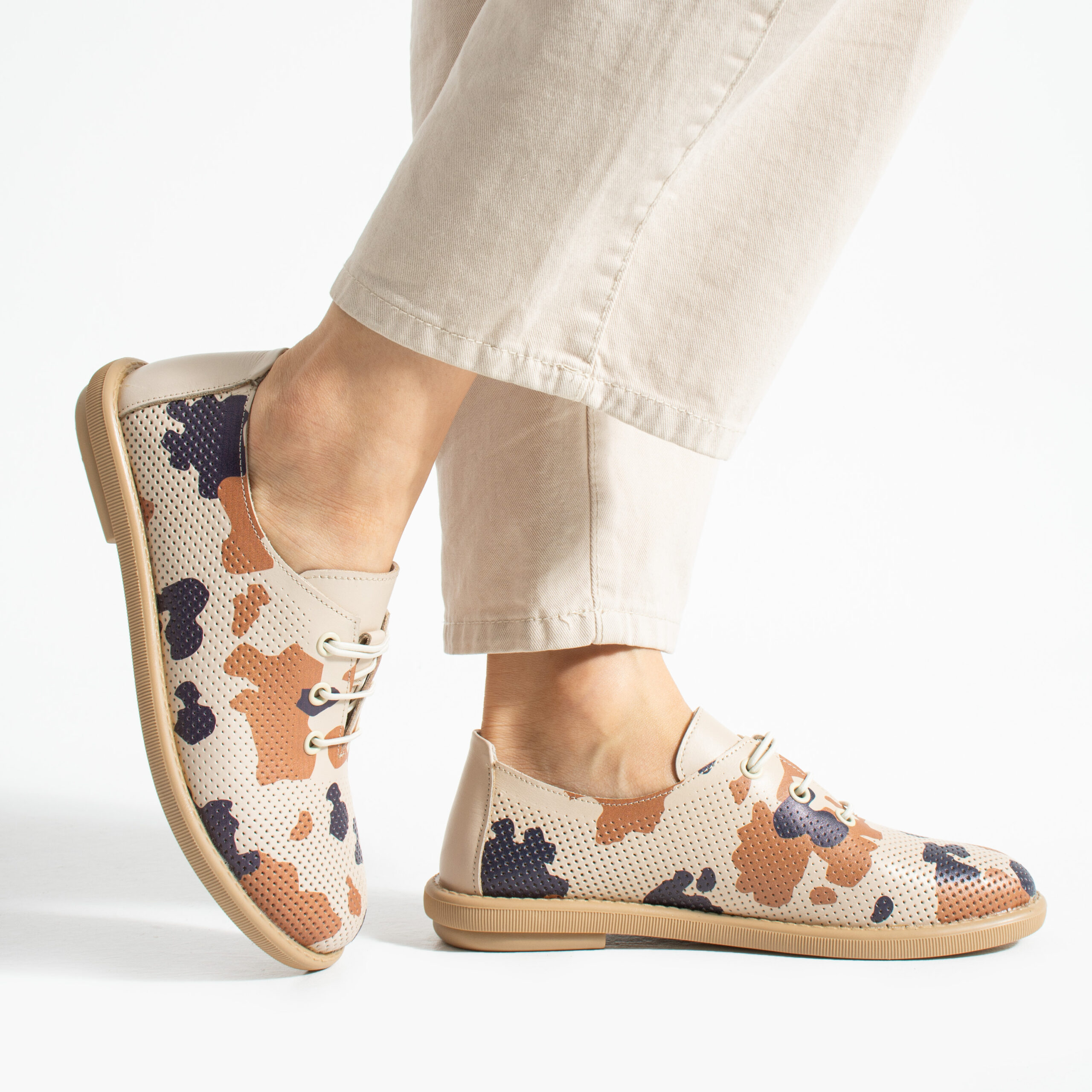 Scarpe comodissime da donna in pelle con memory foam effetto camouflage Scarpe casual da donna 4 Scarpe comodissime da donna in pelle con memory foam effetto camouflage - Естествена кожа