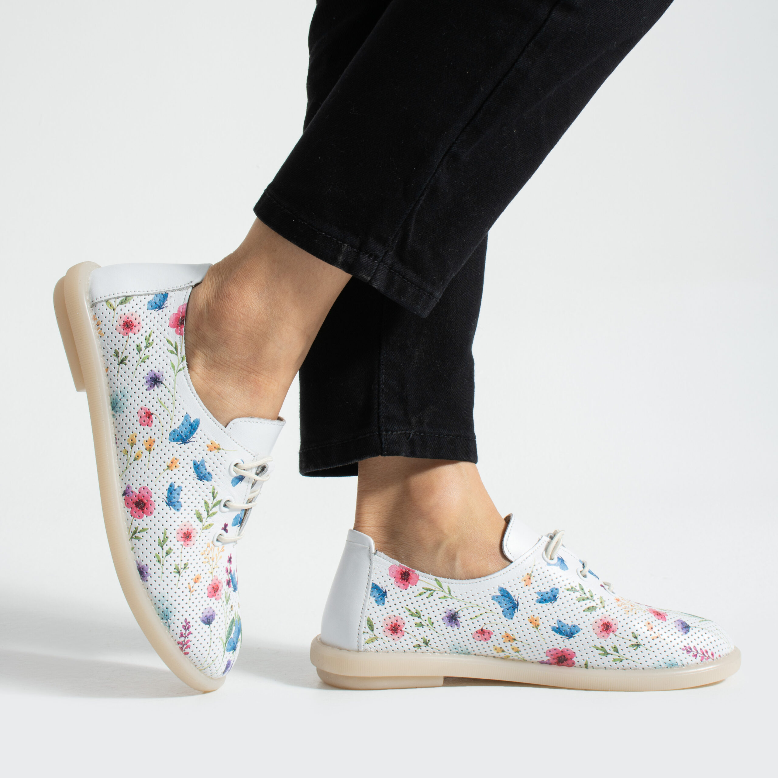 Scarpe comodissime da donna in pelle con memory foam – motivo floreale Scarpe casual da donna 4 Scarpe comodissime da donna in pelle con memory foam - motivo floreale - Естествена кожа