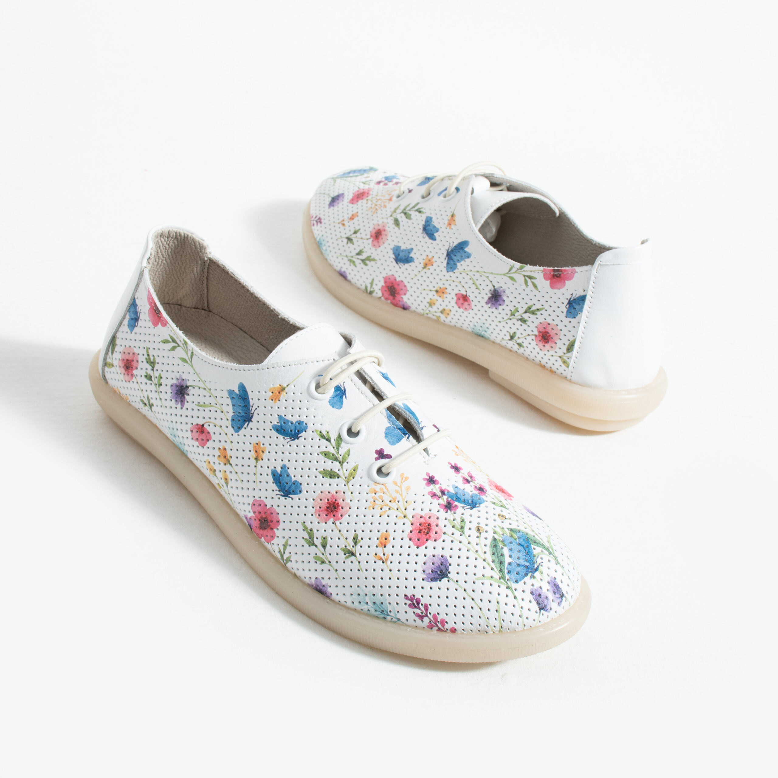 Scarpe comodissime da donna in pelle con memory foam – motivo floreale Scarpe casual da donna 6 Scarpe comodissime da donna in pelle con memory foam - motivo floreale - vista laterale