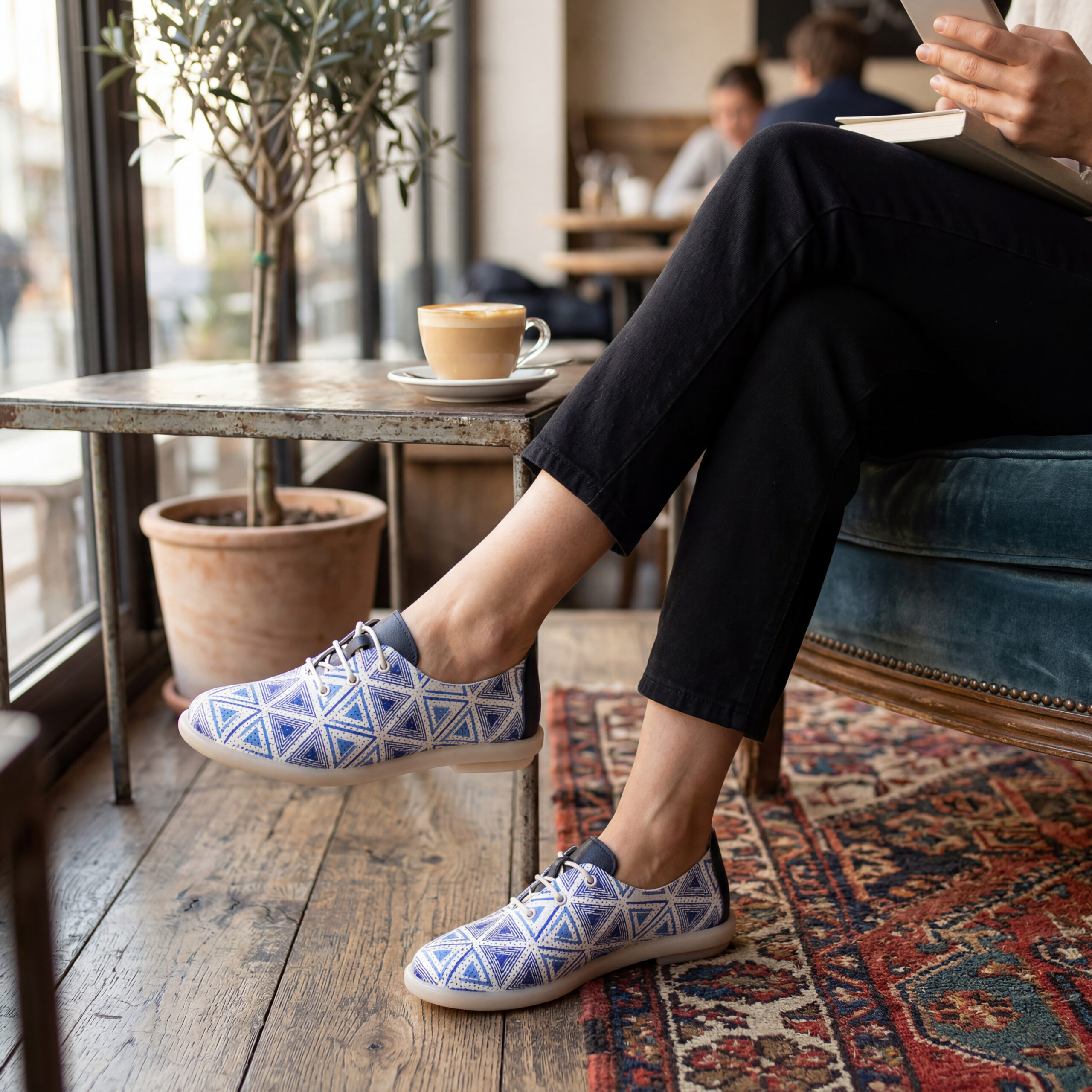 Scarpe comodissime in pelle da donna con memory foam – bianco e blu Scarpe casual da donna 2 Scarpe comodissime in pelle da donna con memory foam – bianco e blu - Бял Син