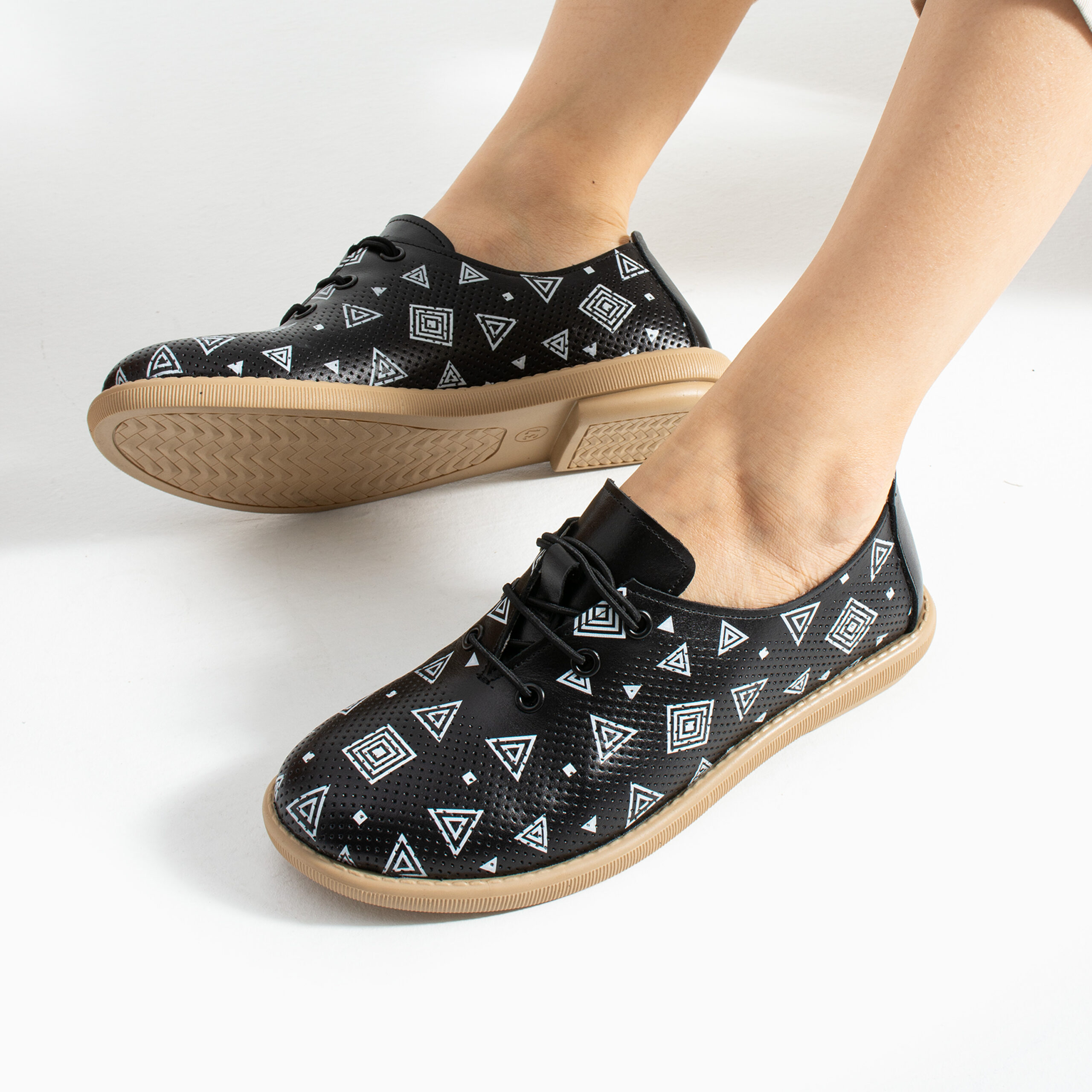 Scarpe comodissime nere da donna in pelle con memory foam Scarpe casual da donna 5 TS Memory Lite 10951 Черен