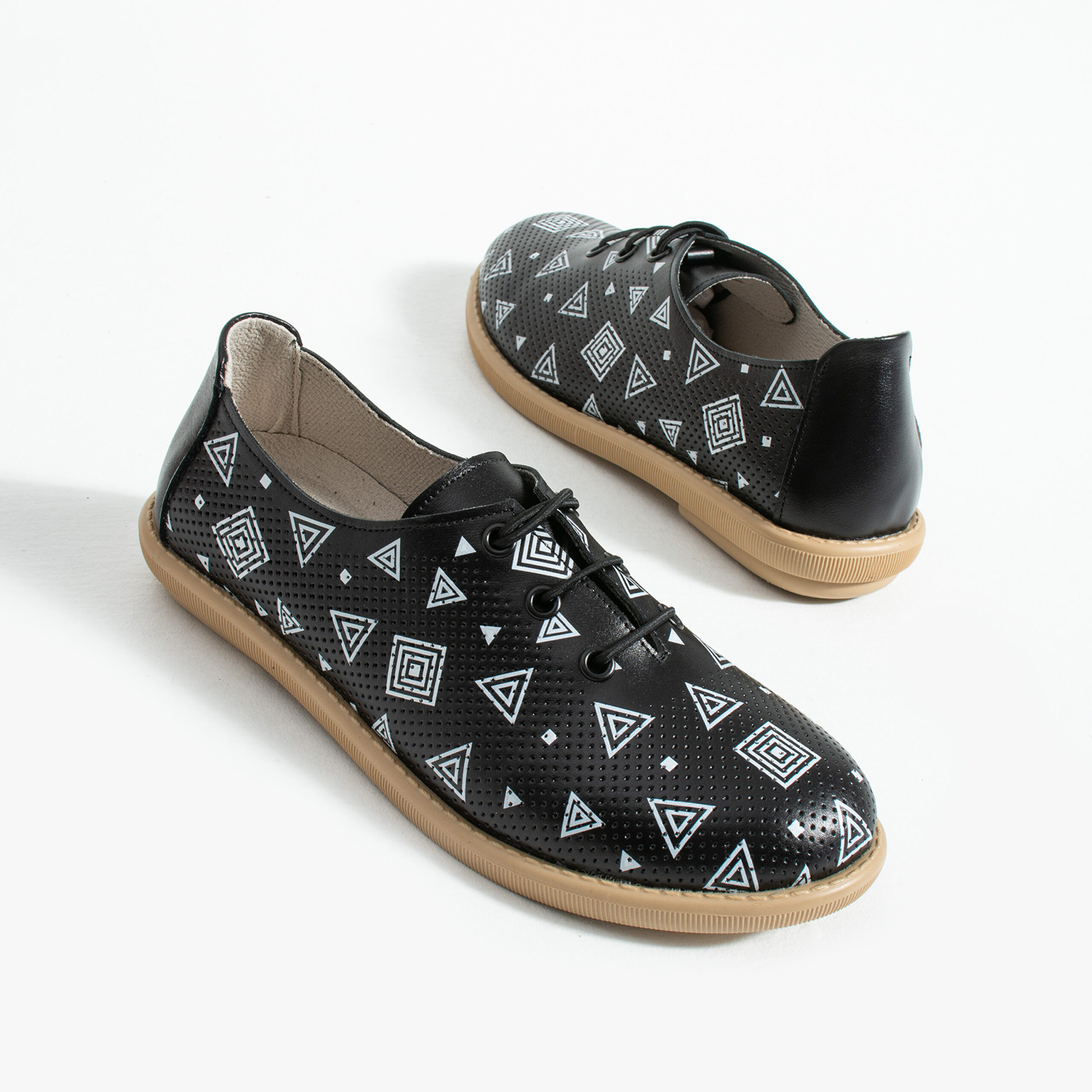 Scarpe comodissime nere da donna in pelle con memory foam Scarpe casual da donna 6 Scarpe comodissime nere da donna in pelle con memory foam - vista laterale