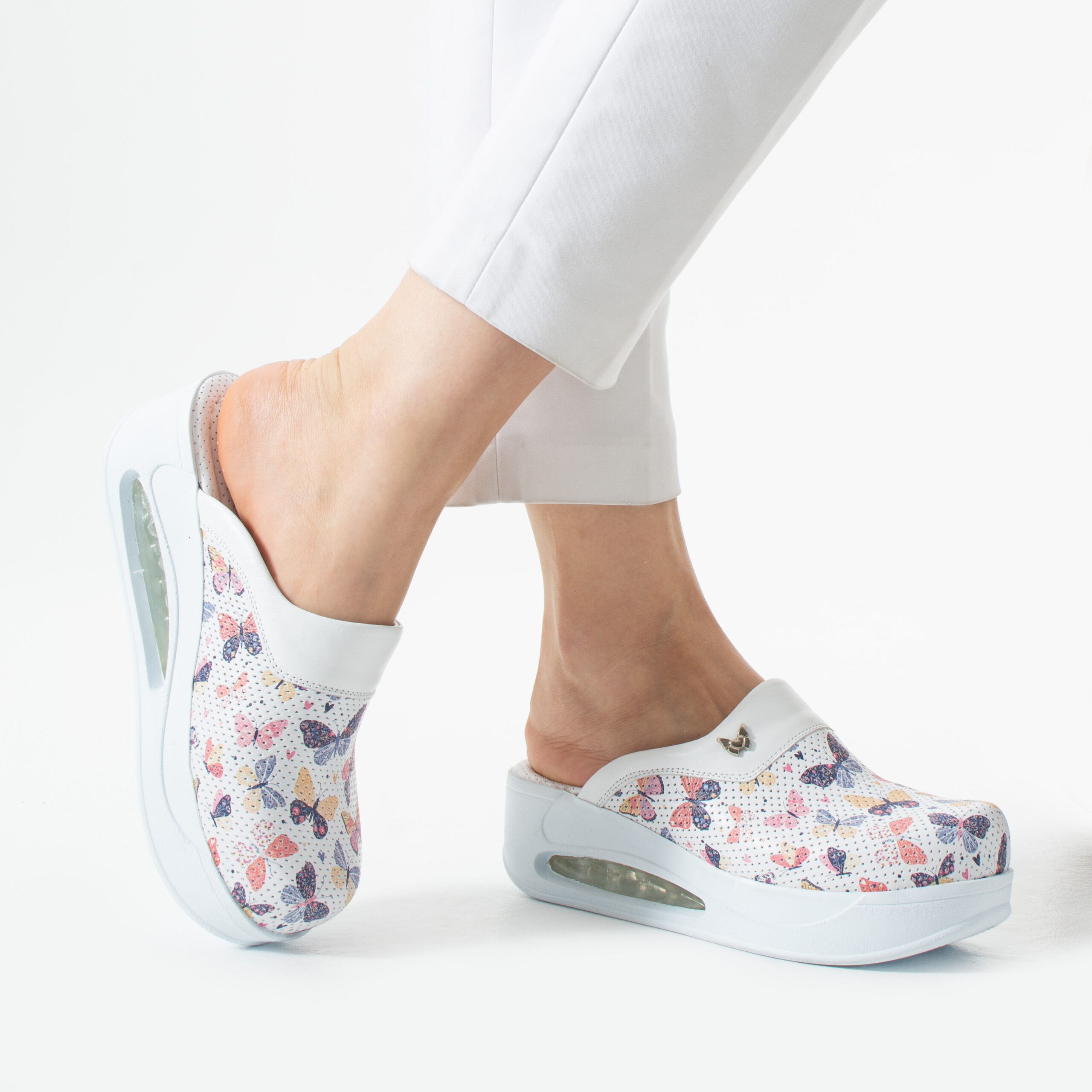 Zoccoli da lavoro da donna in pelle con suola ammortizzata – fantasia WingsWhite Zoccoli da lavoro donna sabo-airmax-1 3 Zoccoli da lavoro da donna in pelle con suola ammortizzata – fantasia WingsWhite — 3