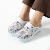 Zoccoli da lavoro da donna in pelle con suola ammortizzata – fantasia WingsBlack Zoccoli da lavoro donna sabo-airmax-1 6 Zoccoli da lavoro da donna in pelle con suola ammortizzata – fantasia Bambas