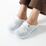 Zoccoli sanitari da donna in pelle con suola ammortizzata – fantasia Doctor Zoccoli da lavoro donna sabo-airmax-1 5 Zoccoli sanitari da donna in pelle con suola ammortizzata – fantasia Dentalis