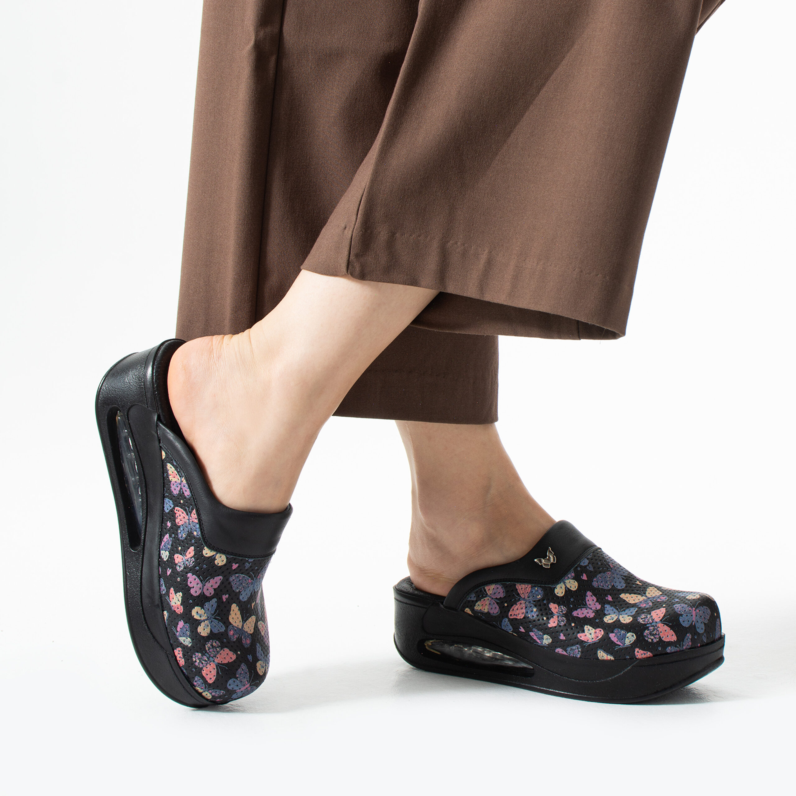 Zoccoli da lavoro da donna in pelle con suola ammortizzata – fantasia WingsBlack Zoccoli da lavoro donna sabo-airmax-1 3 Zoccoli da lavoro da donna in pelle con suola ammortizzata – fantasia WingsBlack — 3