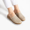 Zoccoli chiusi gialli da donna in pelle Sabot da donna 6 Zoccoli chiusi beige da donna in pelle