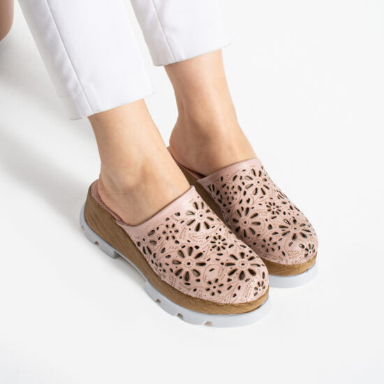 Zoccoli chiusi rosa da donna in pelle