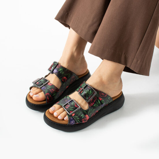 Ciabatte in pelle da donna con plantare estraibile Sandali e ciabatte da donna Ciabatte in pelle da donna con plantare estraibile