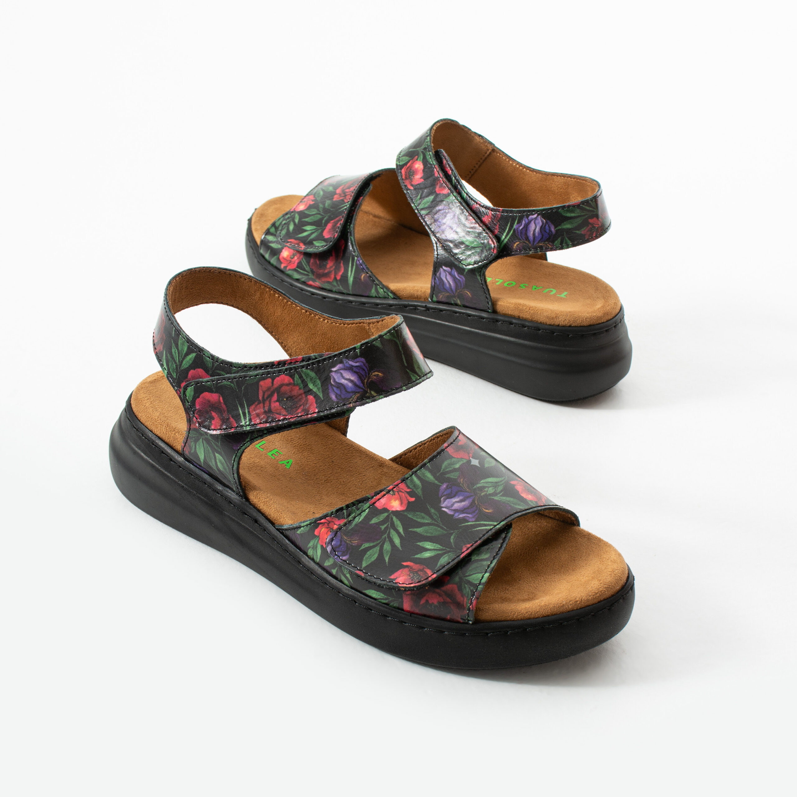 Sandali da donna in pelle con plantare estraibile e strappo Sandali e ciabatte da donna 6 Sandali da donna in pelle con plantare estraibile e strappo - vista laterale