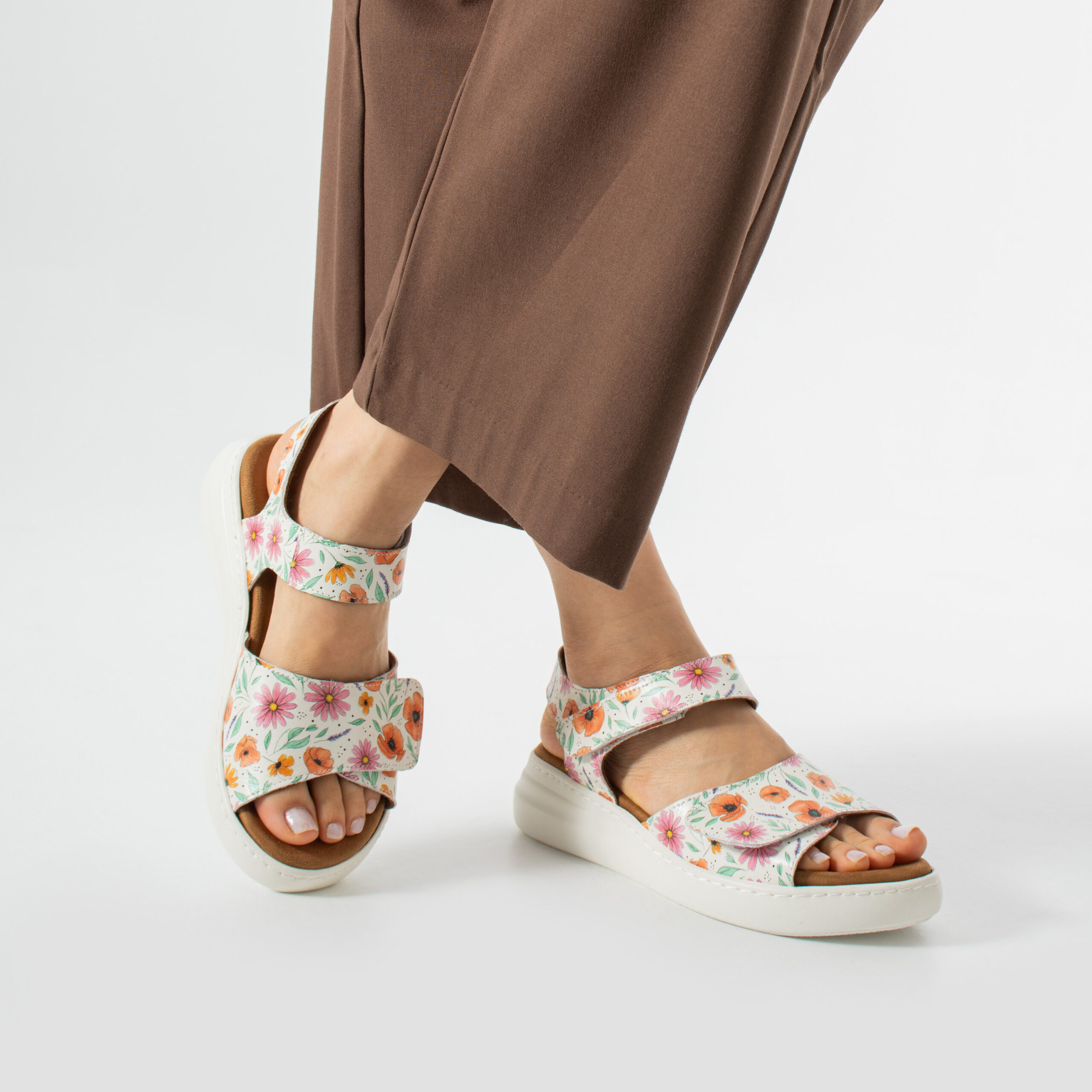 Sandali da donna in pelle con plantare estraibile e strappo Sandali e ciabatte da donna 3 Donna Marea Botanica от Естествена кожа
