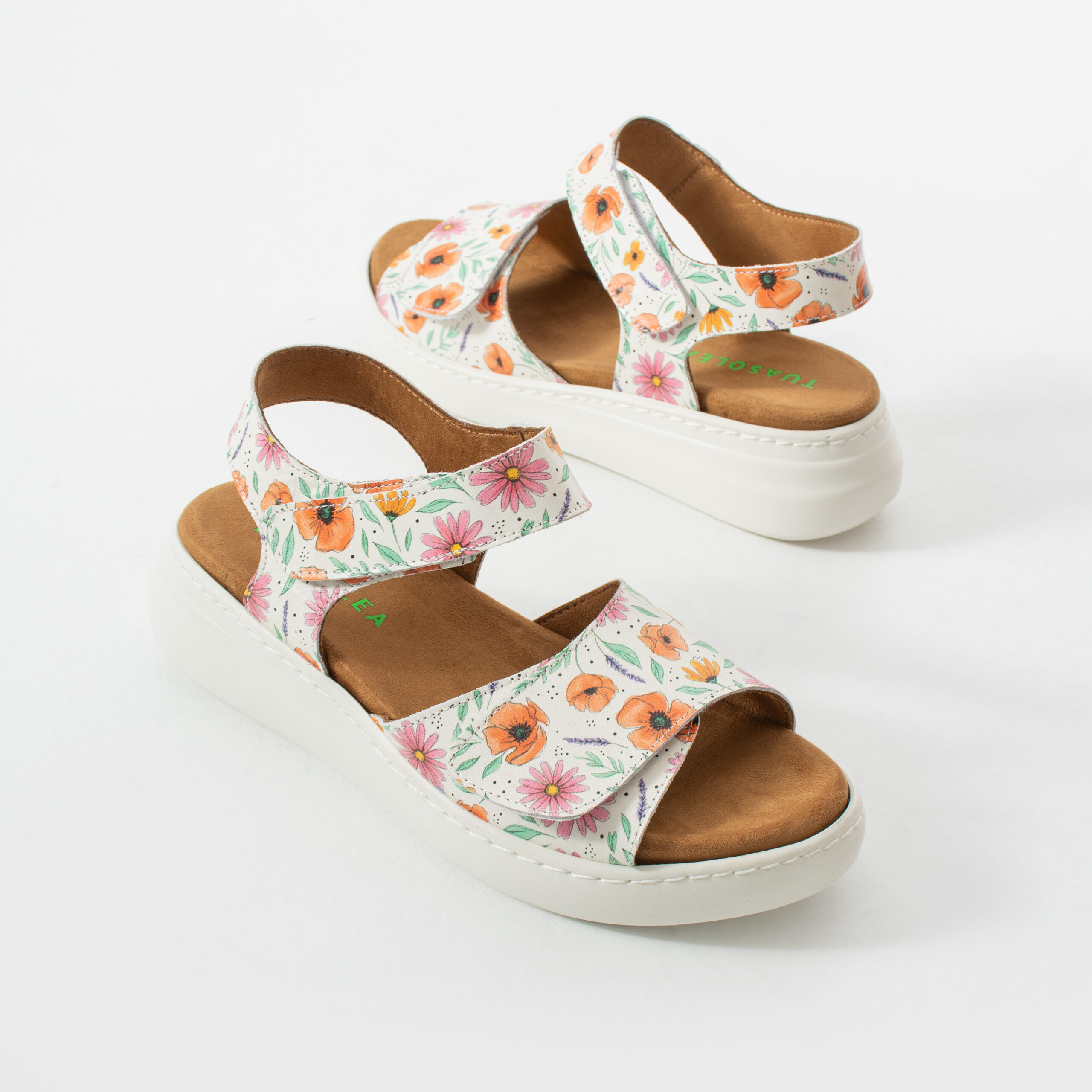Sandali da donna in pelle con plantare estraibile e strappo Sandali e ciabatte da donna 6 Sandali da donna in pelle con plantare estraibile e strappo - vista laterale