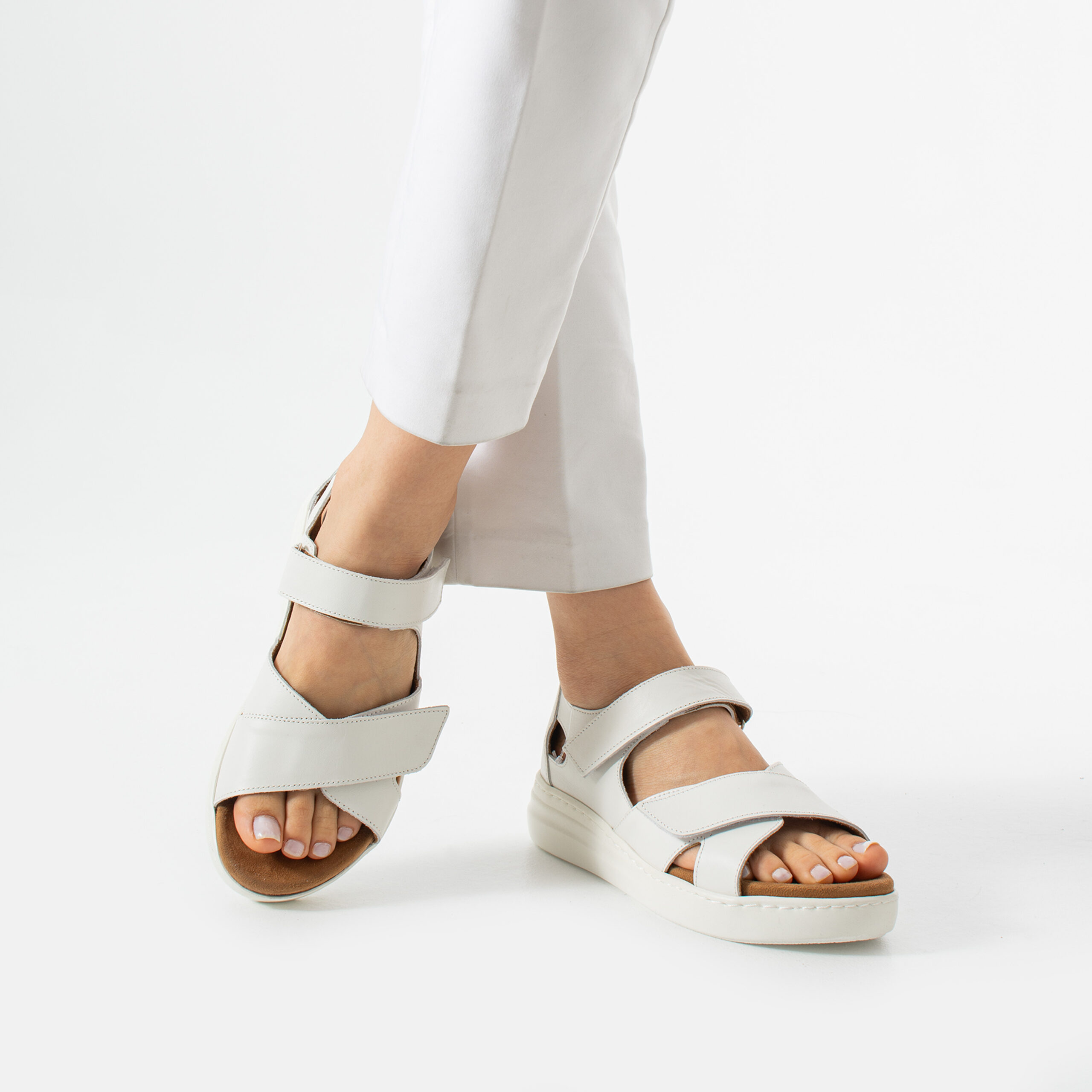 Sandali da donna in pelle con con tallone chiuso e plantare estraibile Sandali e ciabatte da donna 3 Donna Marena Emerald от Естествена кожа