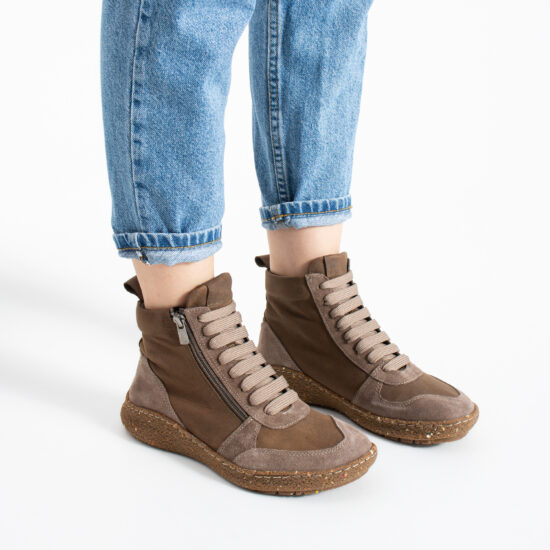 Stivaletti barefoot da donna in vera pelle con punta ampia Stivaletti e anfibi donna Stivaletti barefoot da donna in vera pelle con punta ampia - TSL Barefoot North Taupe