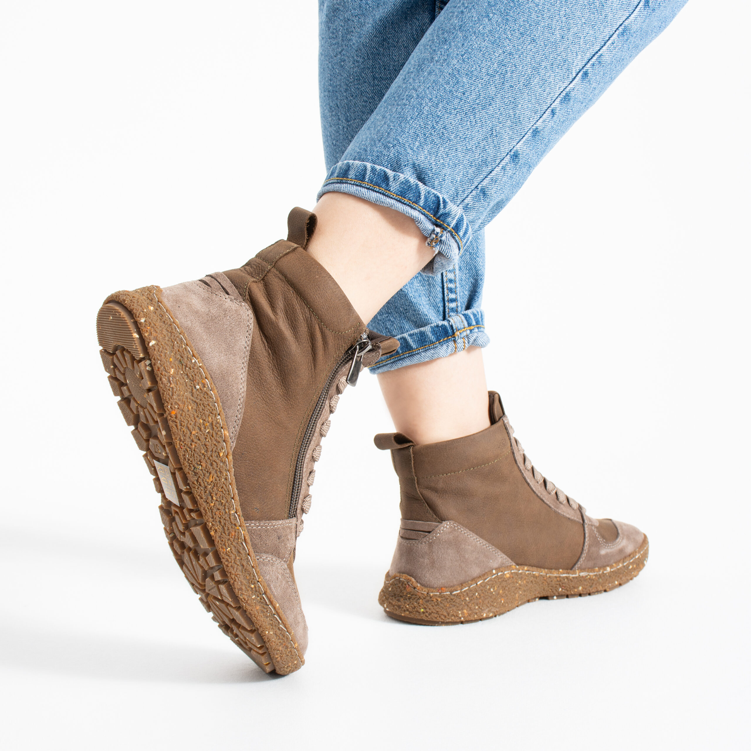 Stivaletti barefoot da donna in vera pelle con punta ampia Stivaletti e anfibi donna 5 TSL Barefoot North Taupe - Visone - Nabuk