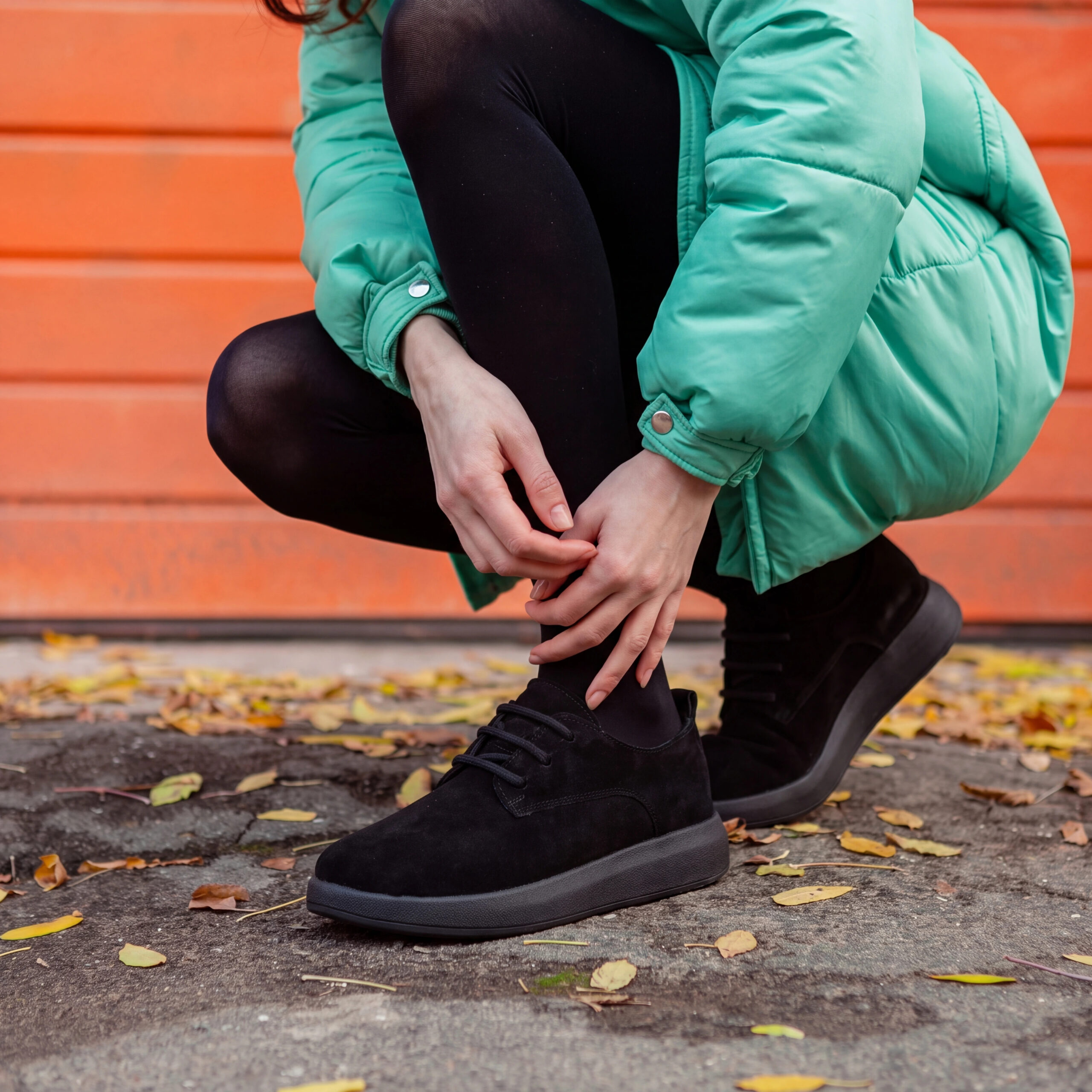 Scarpe da donna in pelle scamosciata con memory foam Scarpe casual da donna 2 Scarpe da donna in pelle scamosciata con memory foam - Черен