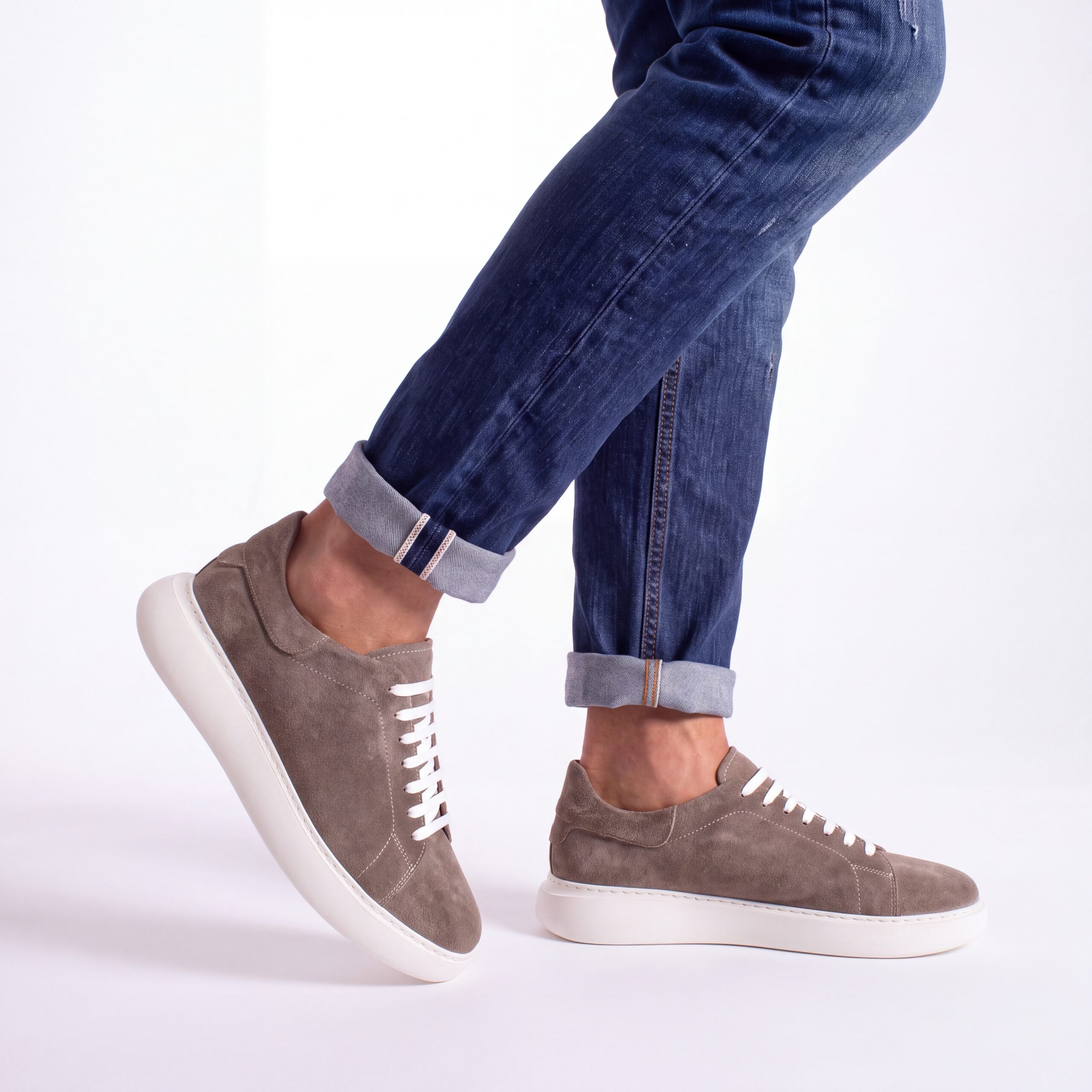 Sneakers uomo in vera pelle scamosciata Sneakers uomo 3 Uomo Zen Taupe Suede от Естествен велур