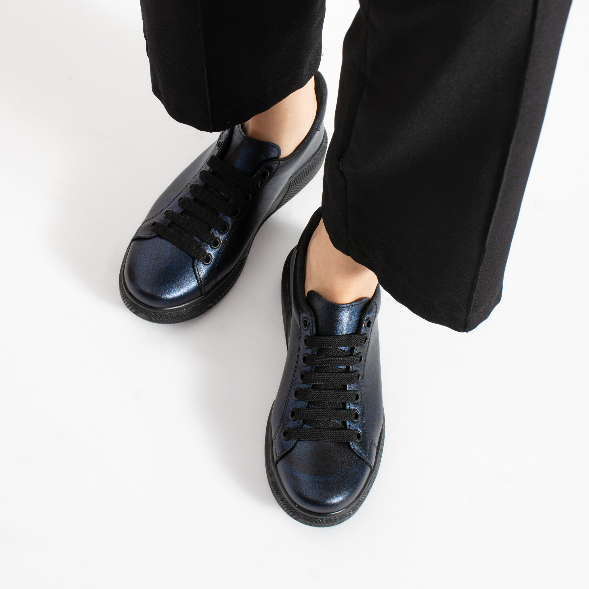 Sneakers eleganti da donna in vera pelle Sneakers da donna 3 Sneakers da donna - TSL Timeless Midnight