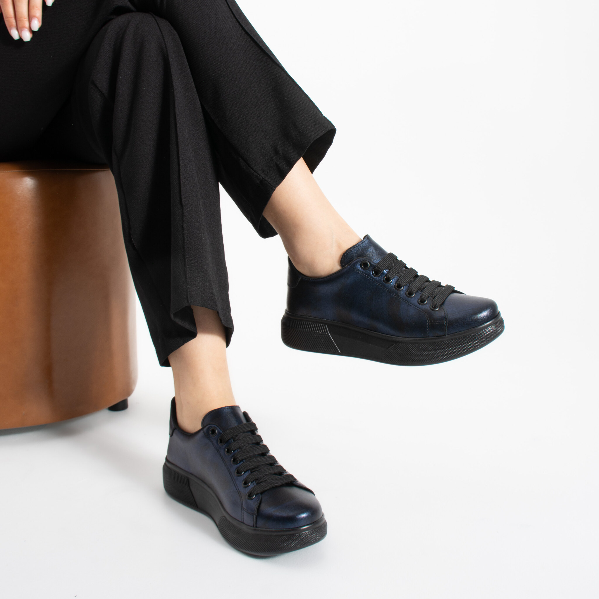 Sneakers eleganti da donna in vera pelle Sneakers da donna 4 Sneakers eleganti da donna in vera pelle - Pelle